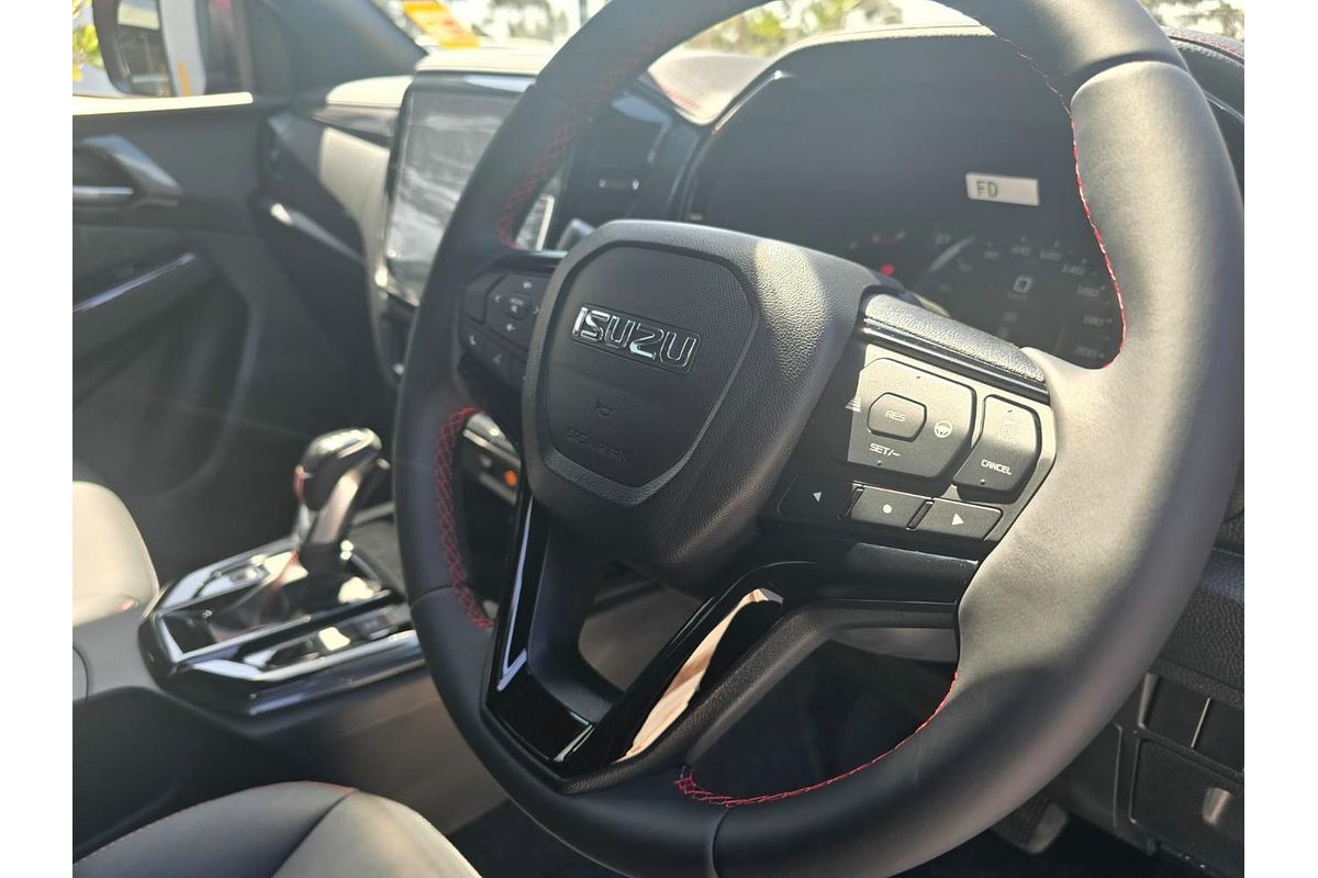 2025 Isuzu D-MAX X-TERRAIN 4X4