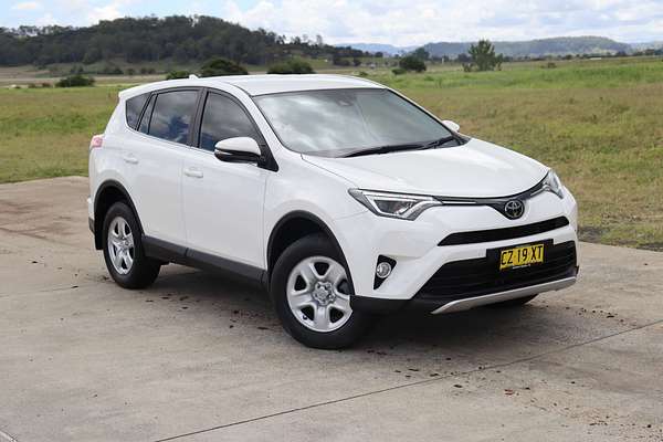 2018 Toyota RAV4 GX ZSA42R