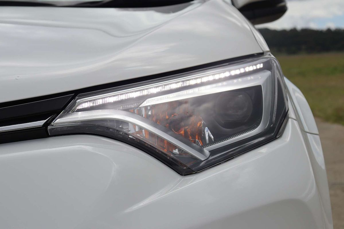 2018 Toyota RAV4 GX ZSA42R