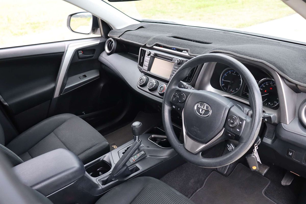 2018 Toyota RAV4 GX ZSA42R