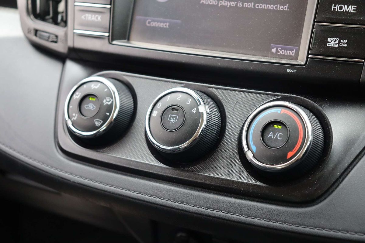 2018 Toyota RAV4 GX ZSA42R