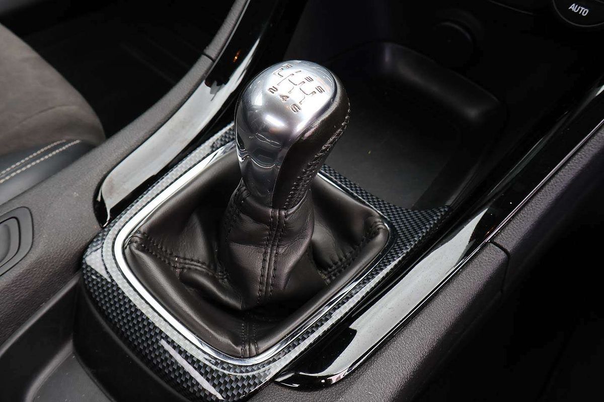 2016 Holden Ute SV6 VF Series II Rear Wheel Drive