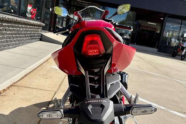 2025 Honda CBR650R E-Clutch CBR 650