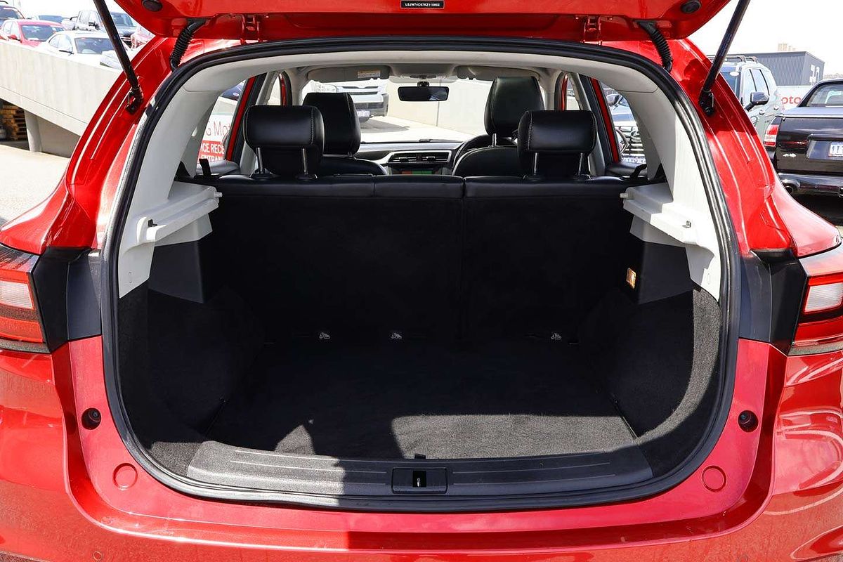 2019 MG ZS Essence AZS1