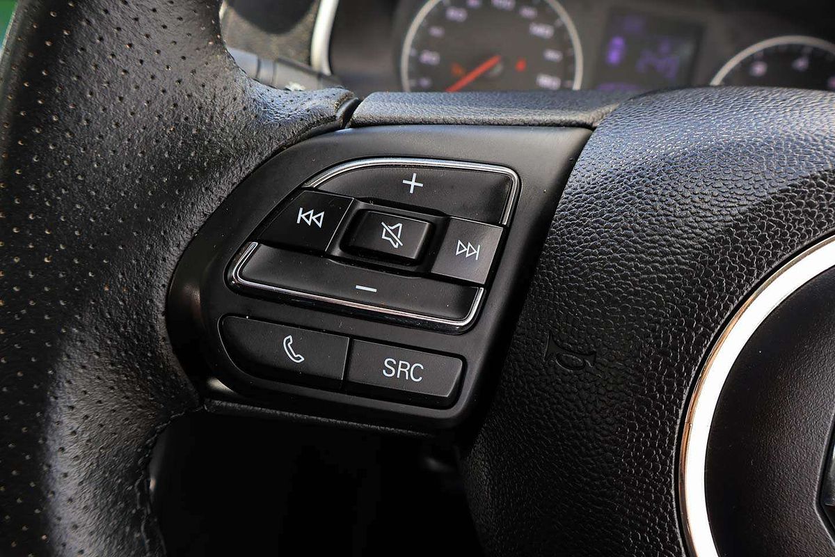 2019 MG ZS Essence AZS1