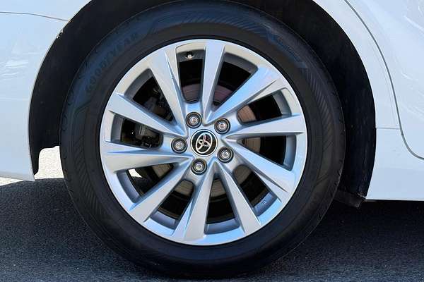 2021 Toyota Camry Ascent AXVH70R