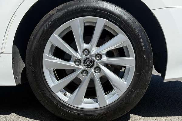 2021 Toyota Camry Ascent AXVH70R