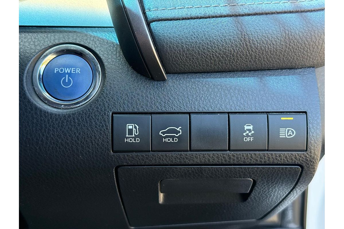 2021 Toyota Camry Ascent AXVH70R