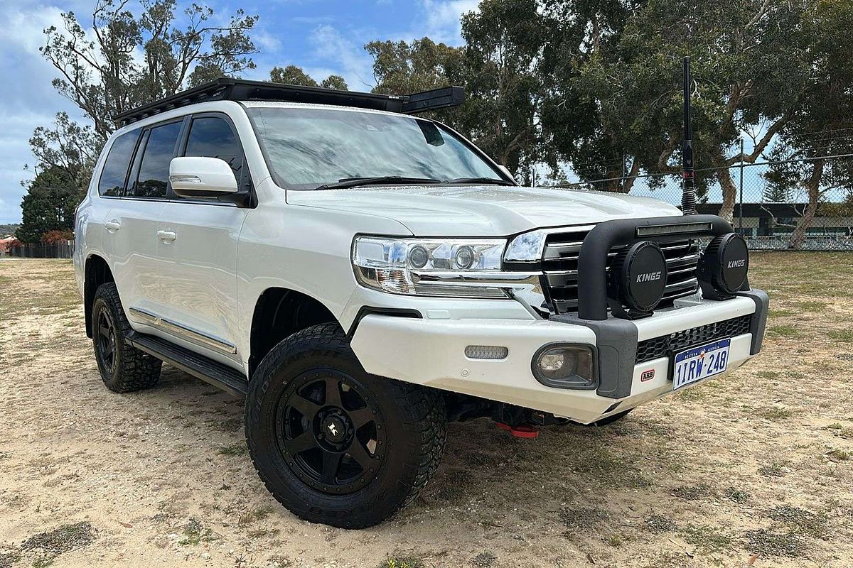 2019 Toyota Landcruiser Sahara VDJ200R