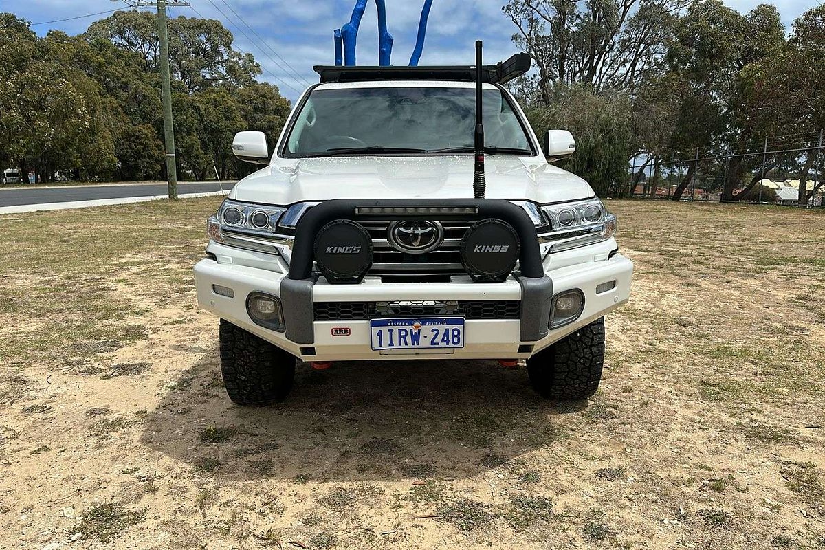 2019 Toyota Landcruiser Sahara VDJ200R