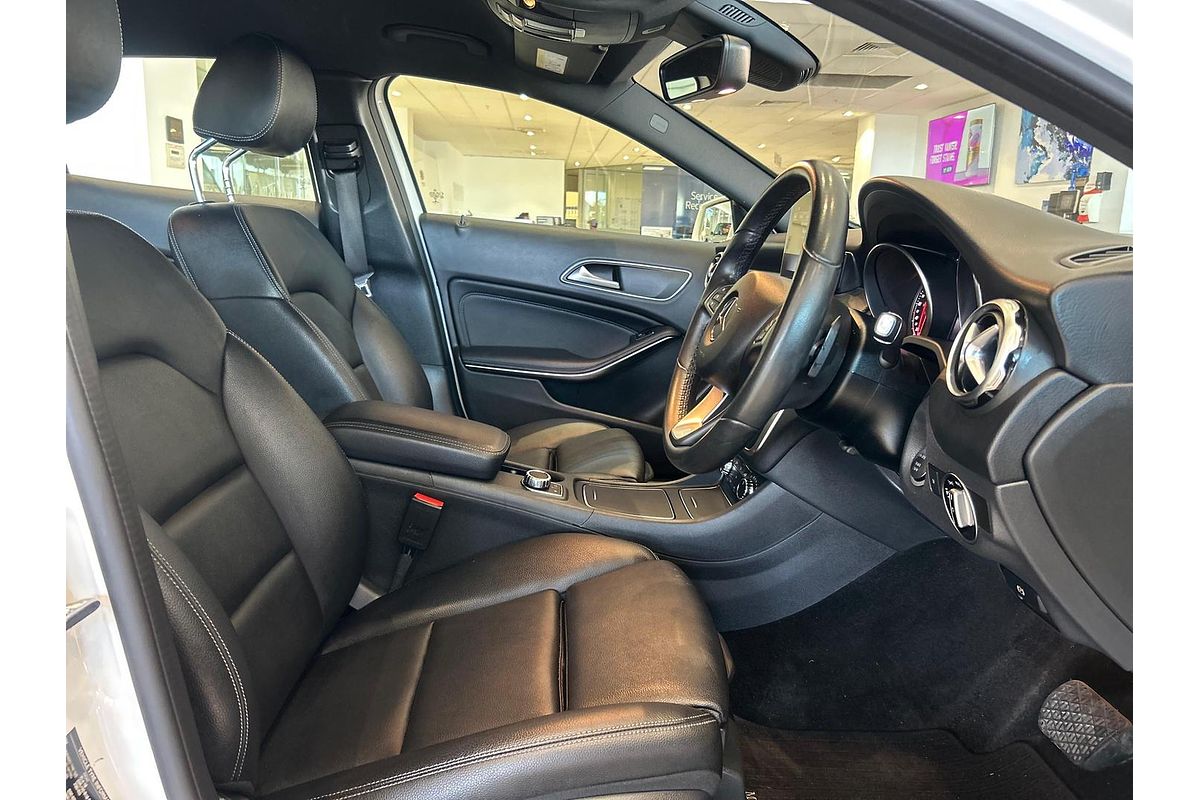 2018 Mercedes-Benz GLA-Class GLA180 X156