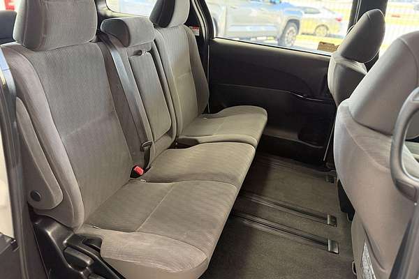 2019 Toyota Tarago GLi ACR50R