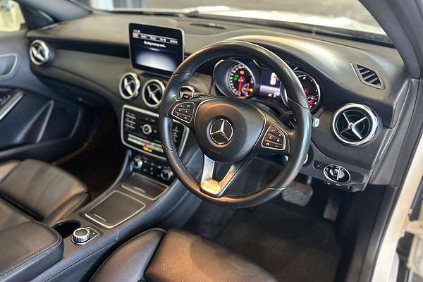 2018 Mercedes-Benz GLA-Class GLA180 X156