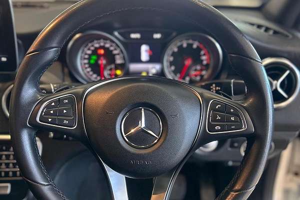 2018 Mercedes-Benz GLA-Class GLA180 X156