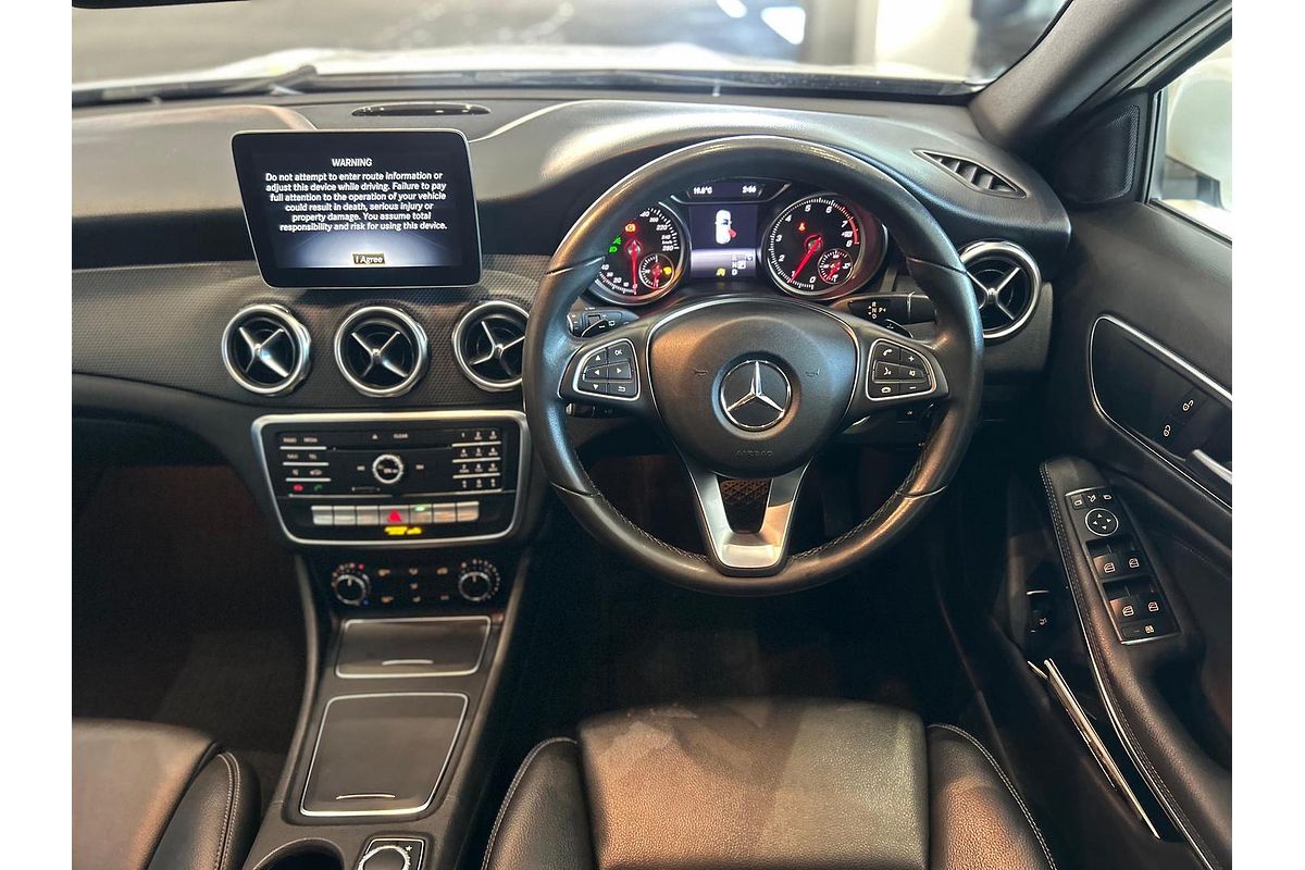 2018 Mercedes-Benz GLA-Class GLA180 X156