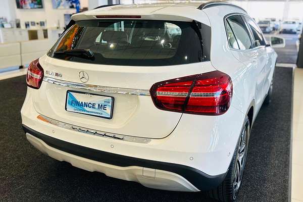 2018 Mercedes-Benz GLA-Class GLA180 X156