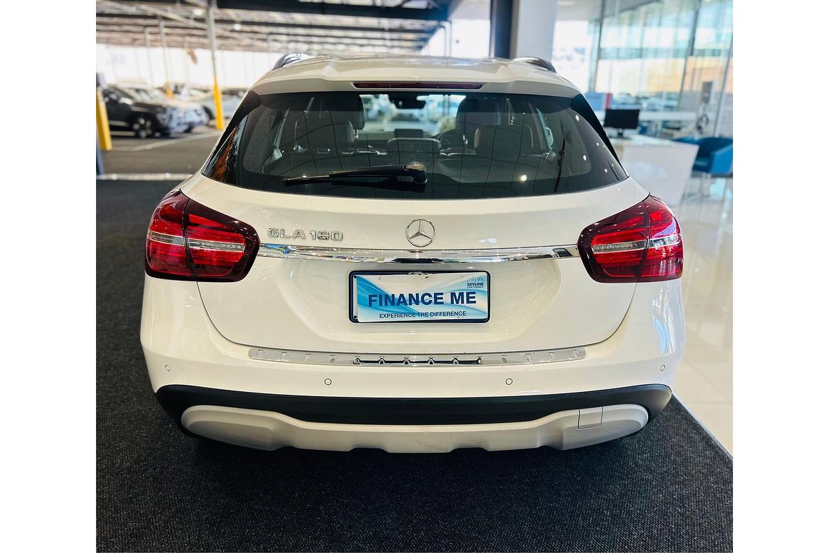 2018 Mercedes-Benz GLA-Class GLA180 X156