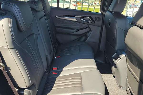 2025 Isuzu MU-X LS-T