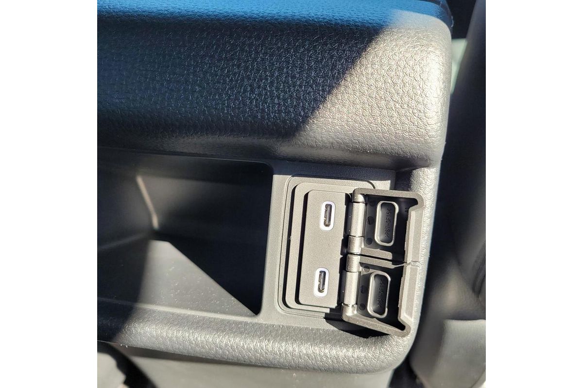 2025 Isuzu MU-X LS-T