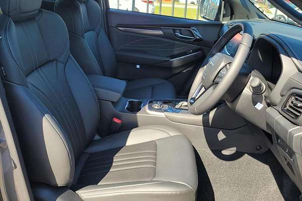 2025 Isuzu MU-X LS-T