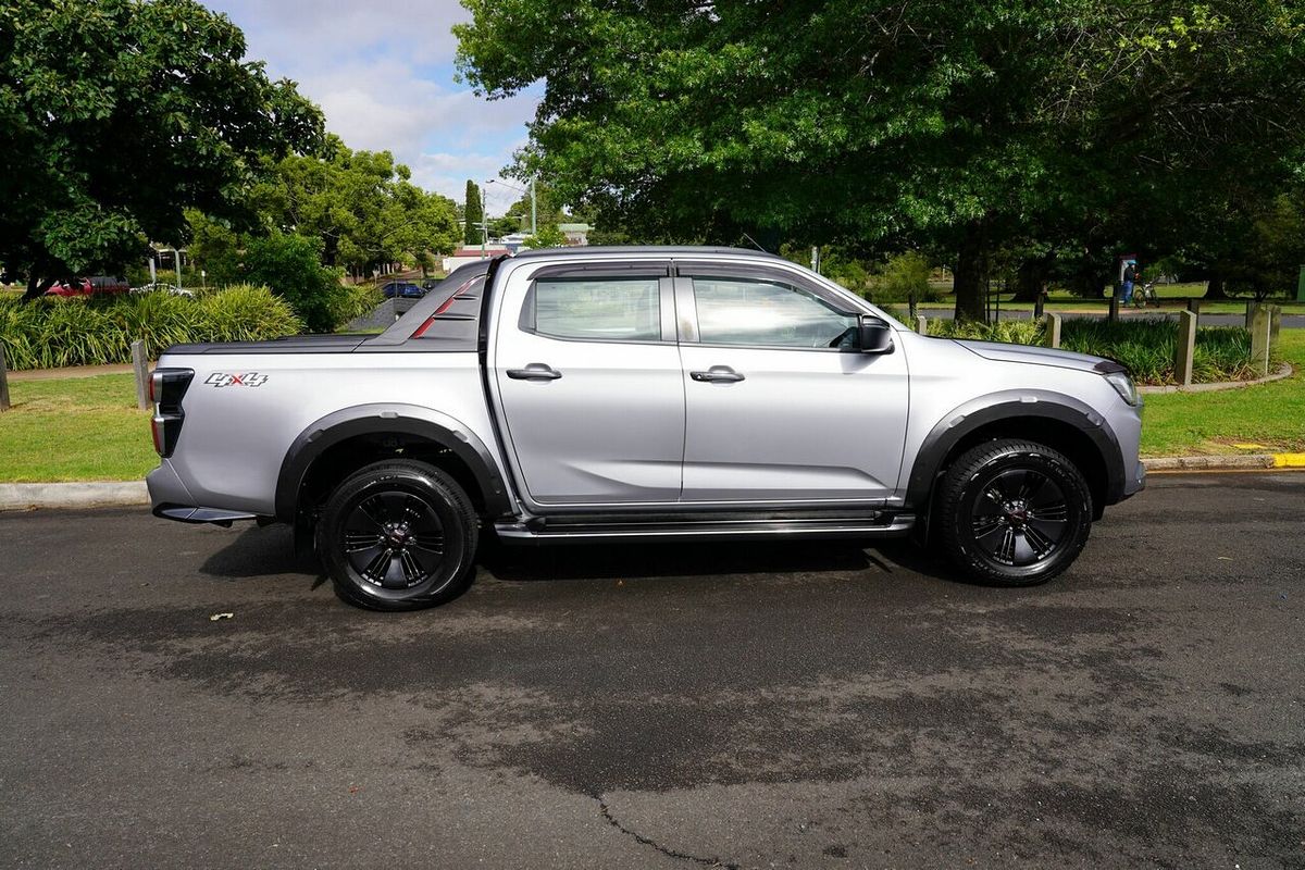2022 Isuzu D-MAX X-TERRAIN 4X4