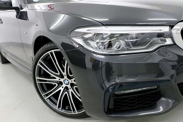 2019 BMW 5 Series 520i M Sport G30