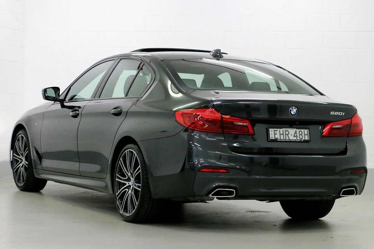 2019 BMW 5 Series 520i M Sport G30