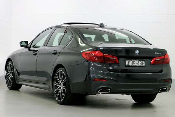 2019 BMW 5 Series 520i M Sport G30