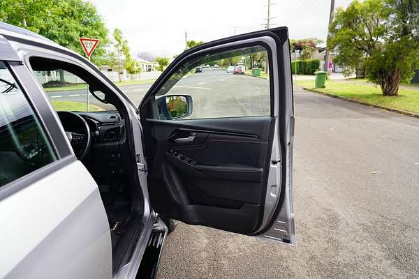 2022 Isuzu D-MAX X-TERRAIN 4X4