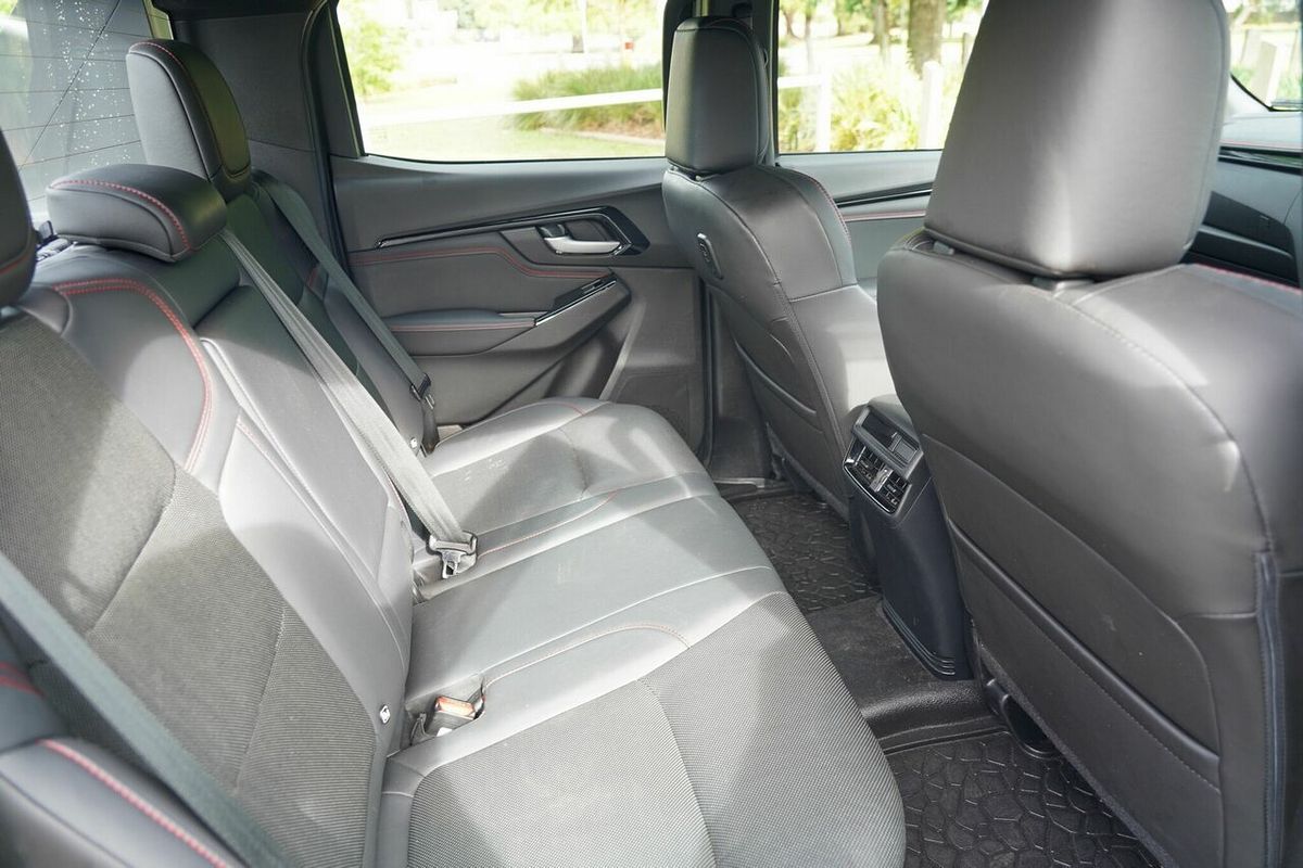 2022 Isuzu D-MAX X-TERRAIN 4X4