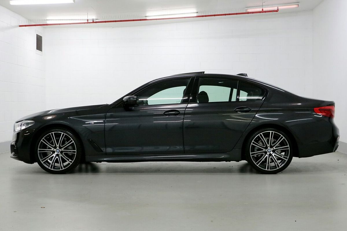 2019 BMW 5 Series 520i M Sport G30