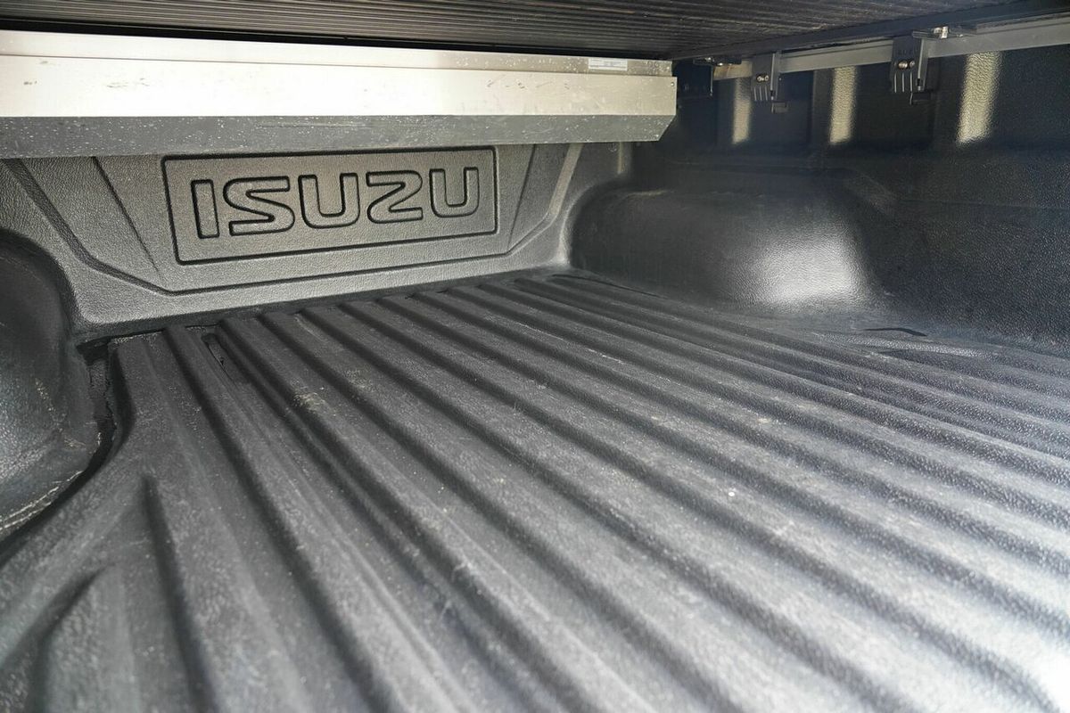 2022 Isuzu D-MAX X-TERRAIN 4X4