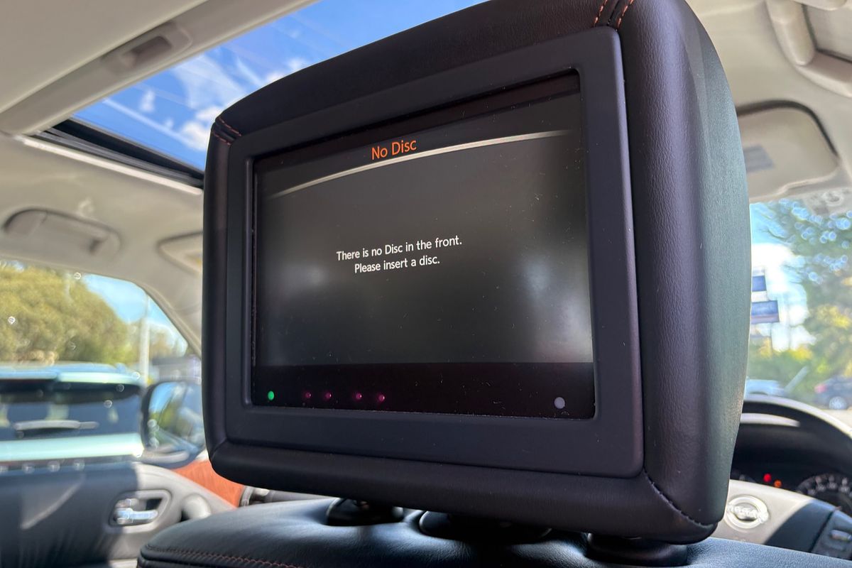 2023 Nissan Patrol Ti-L Y62