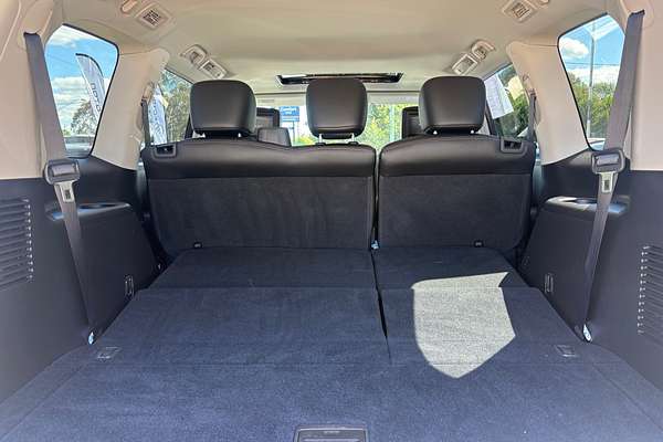 2023 Nissan Patrol Ti-L Y62