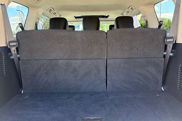 2023 Nissan Patrol Ti-L Y62