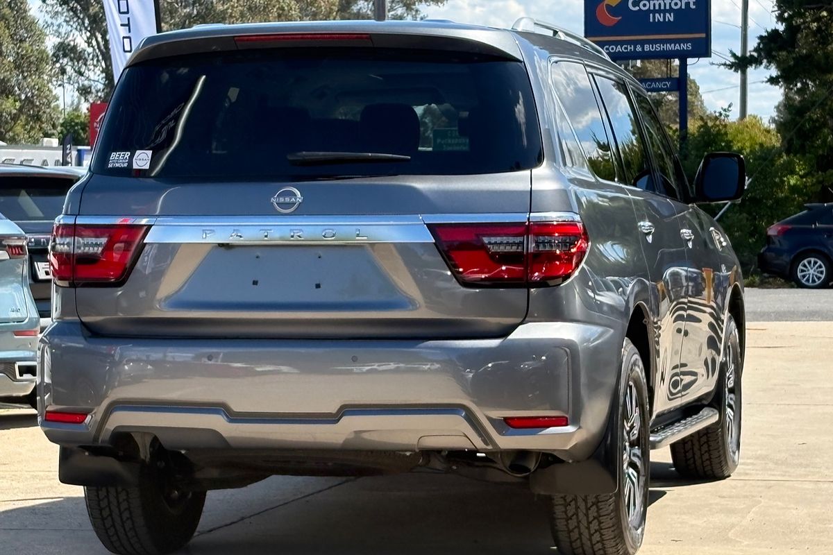 2023 Nissan Patrol Ti-L Y62