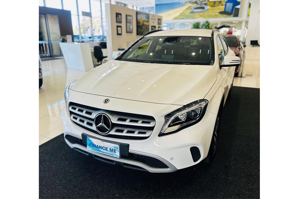 2018 Mercedes-Benz GLA-Class GLA180 X156