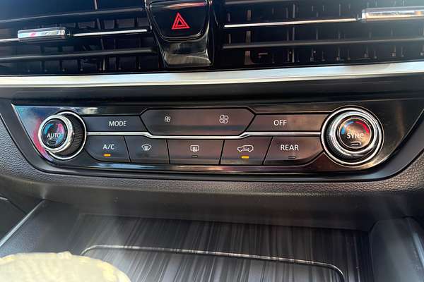 2021 LDV D90 Executive SV9A