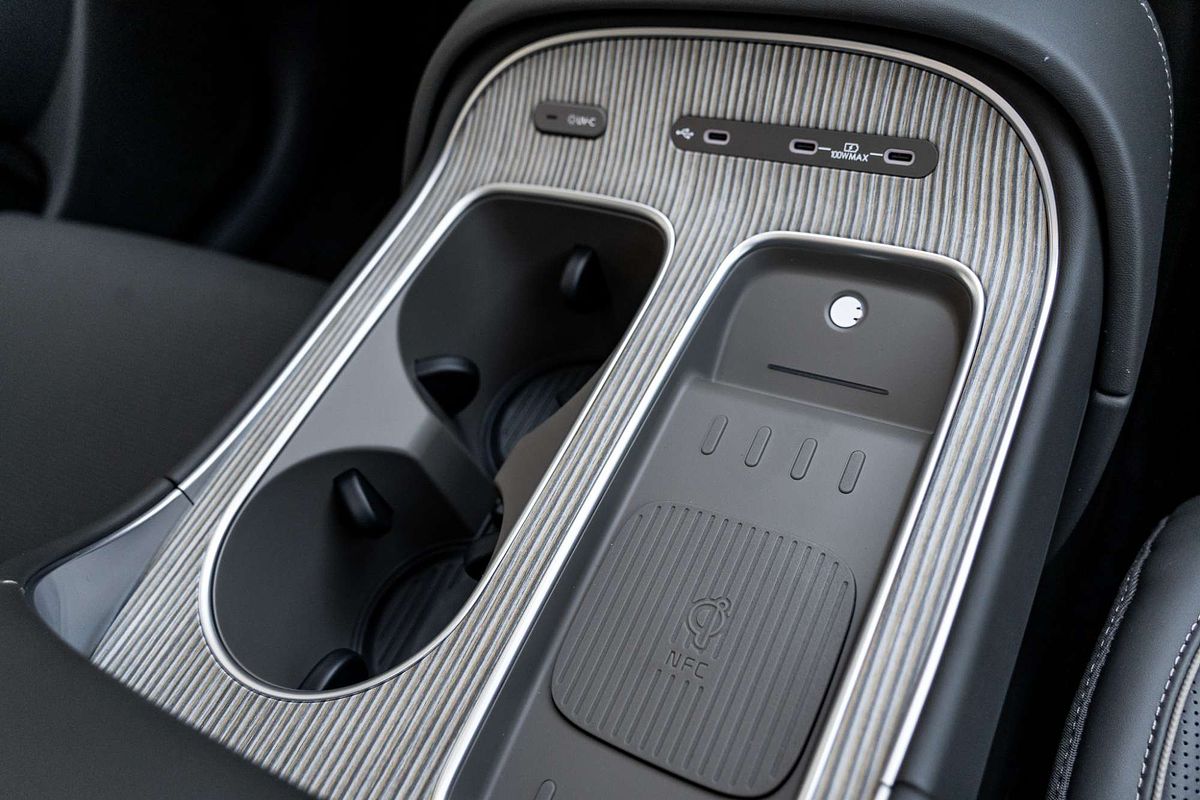 2025 Hyundai Palisade Calligraphy LX3.V1