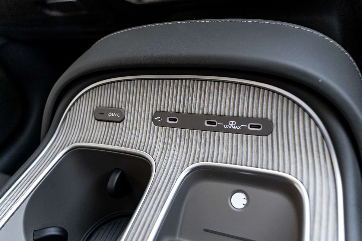 2025 Hyundai Palisade Calligraphy LX3.V1