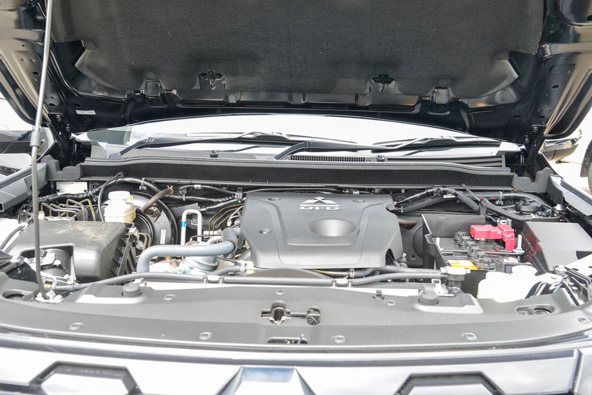 2024 Mitsubishi Pajero Sport GLS QG