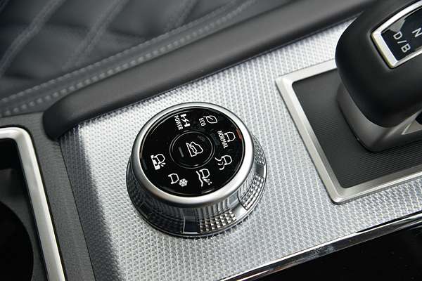 2025 Mitsubishi Outlander PHEV Exceed ZM