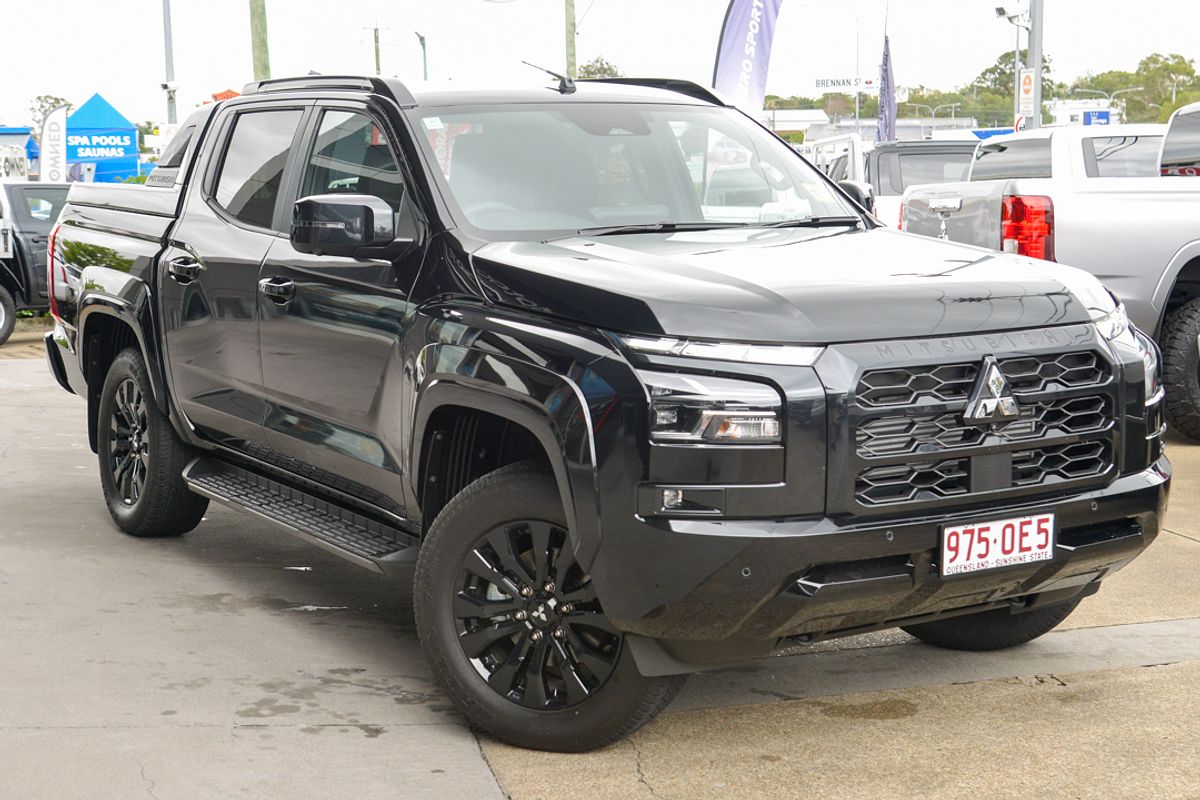2025 Mitsubishi Triton GSR MV 4X4