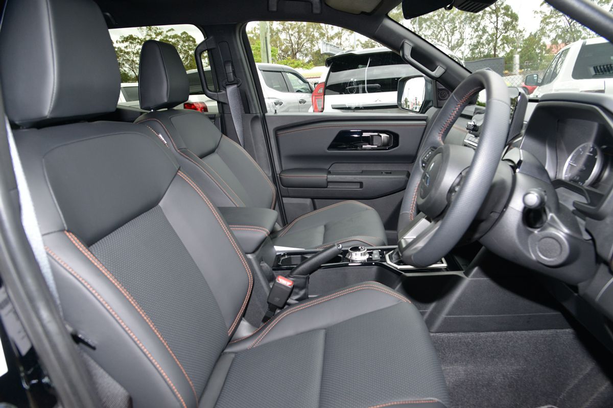 2025 Mitsubishi Triton GSR MV 4X4