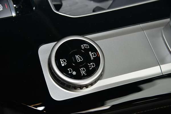 2025 Mitsubishi Outlander Exceed ZM