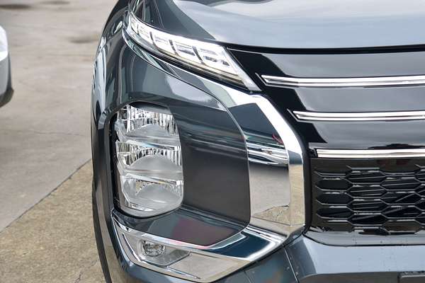 2025 Mitsubishi Outlander LS ZM