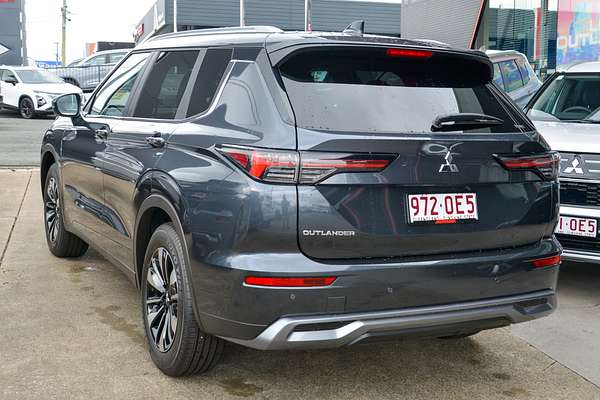 2025 Mitsubishi Outlander LS ZM