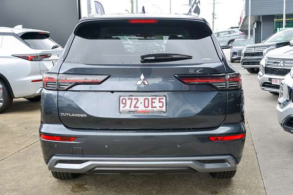 2025 Mitsubishi Outlander LS ZM