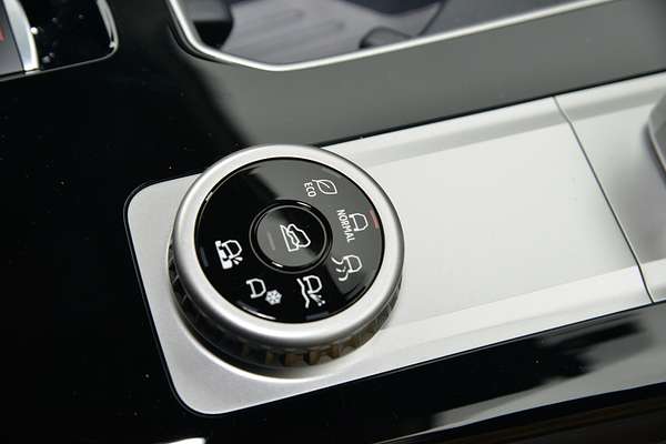 2025 Mitsubishi Outlander LS ZM