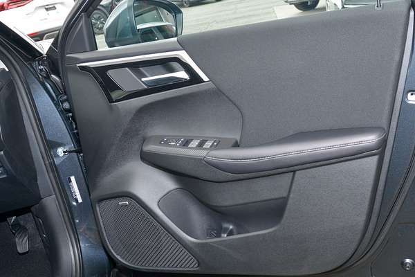 2025 Mitsubishi Outlander LS ZM